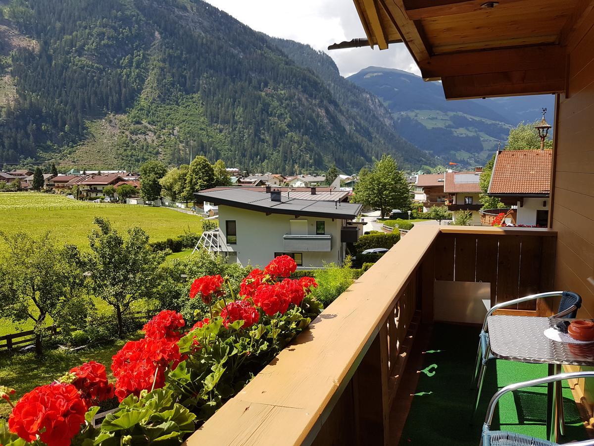 Haus Gröblacher Mayrhofen Exterior foto