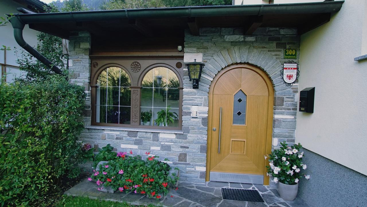 Haus Gröblacher Mayrhofen Exterior foto